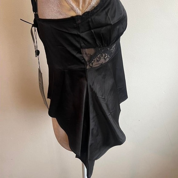 killstar zaria top sizse small black lace cami top with bow shark bite cut - Picture 3 of 6
